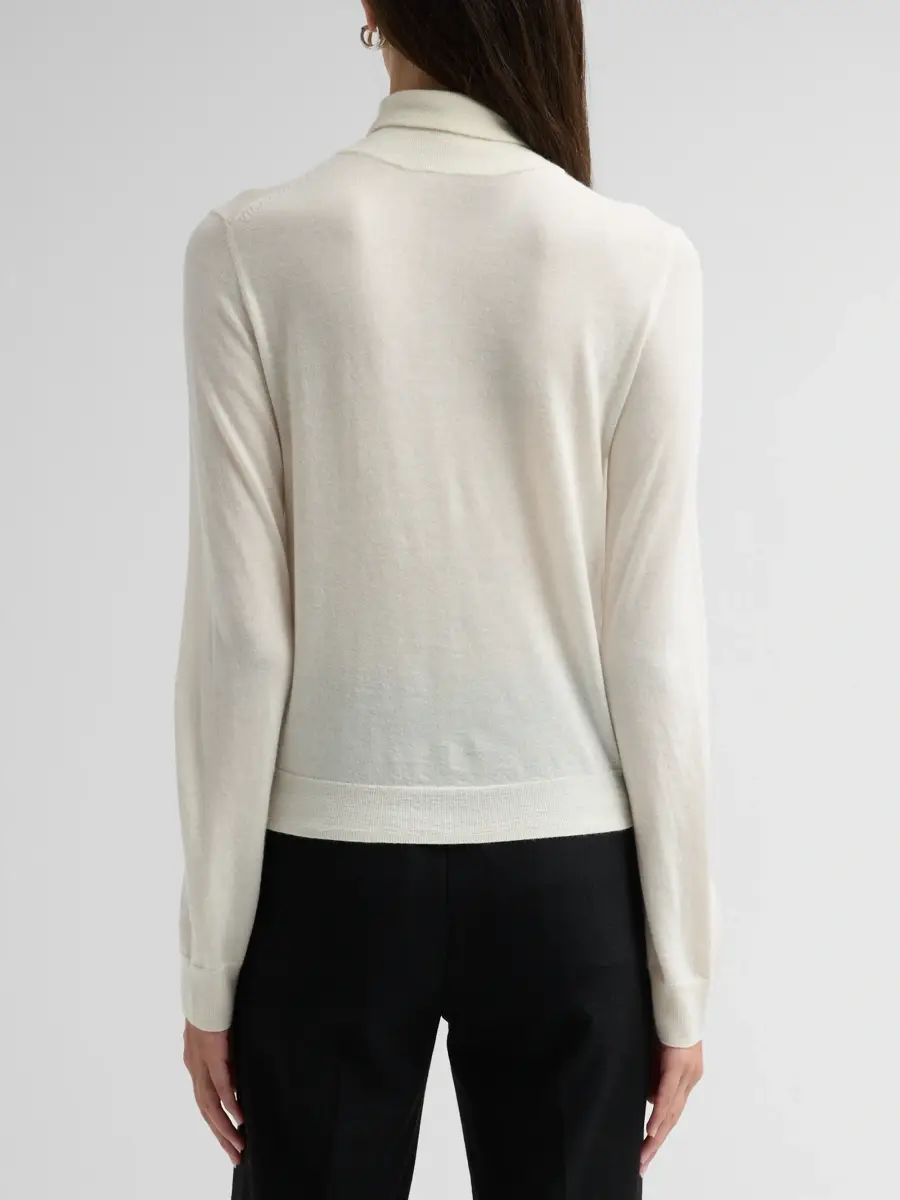 Vince Women's Turtleneck Cashmere-Silk Sweater | Thumbnail 3 Vince Women's Turtleneck Cashmere-Silk Sweater | Thumbnail 3