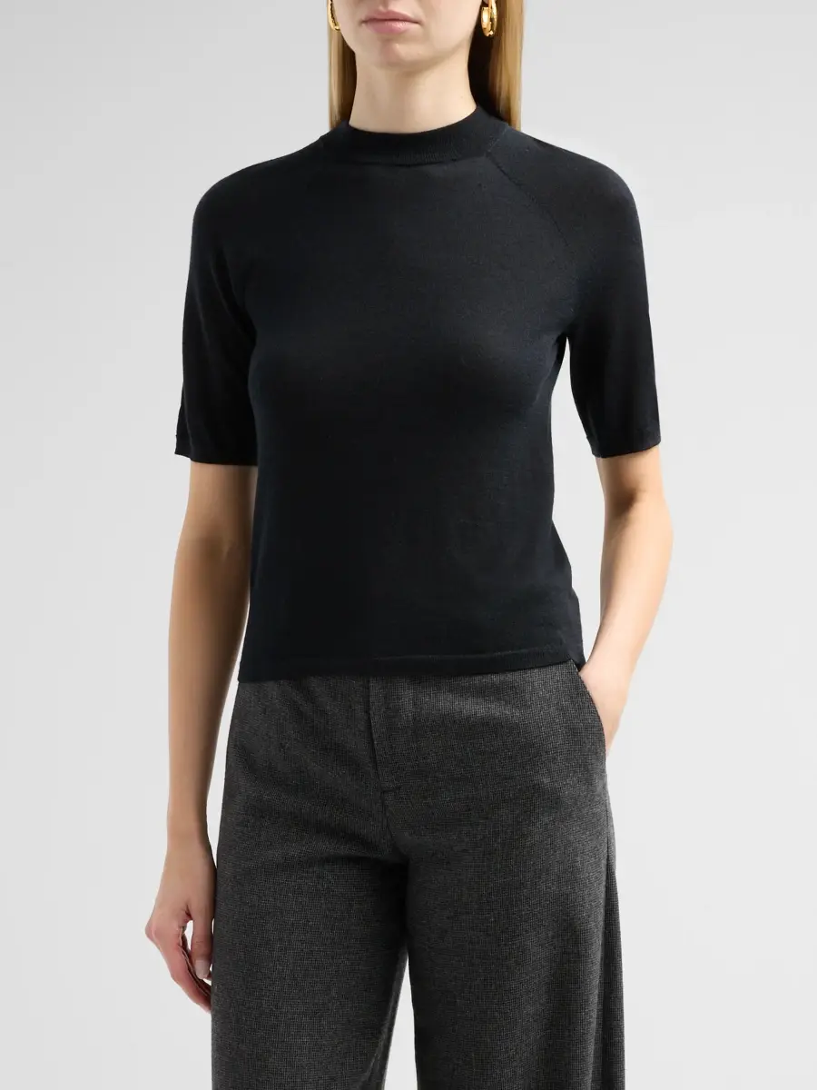 Vince Women's Crewneck Cashmere-Silk Sweater | Thumbnail 4 Vince Women's Crewneck Cashmere-Silk Sweater | Thumbnail 4