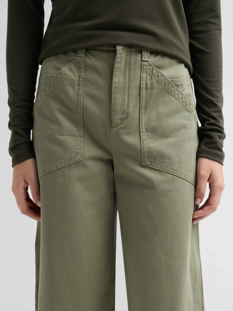 Vince Women's Washed Cotton Utility Crop Pants | Thumbnail 5 Vince Women's Washed Cotton Utility Crop Pants | Thumbnail 5
