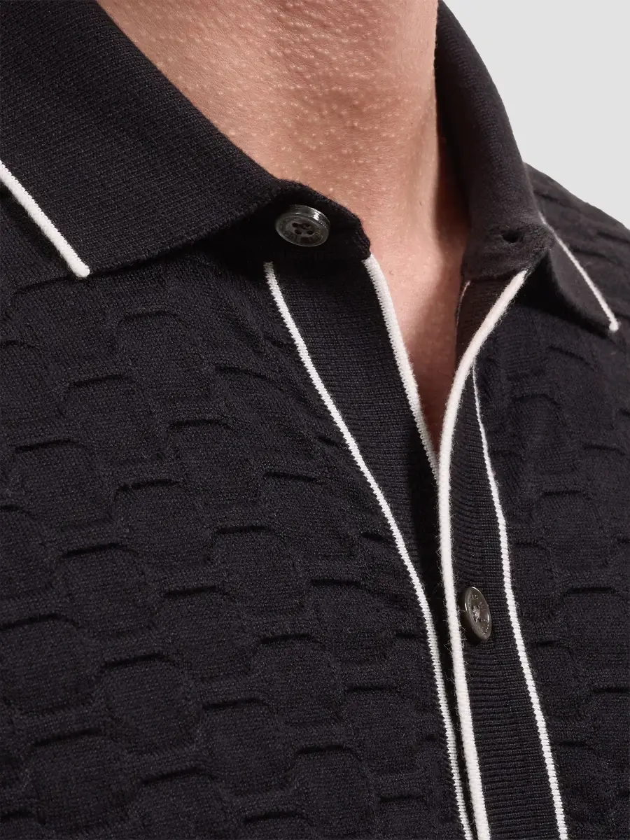 Bugatchi Men's Cotton-Blend Short-Sleeve Button-Down Shirt | Thumbnail 5 Bugatchi Men's Cotton-Blend Short-Sleeve Button-Down Shirt | Thumbnail 5