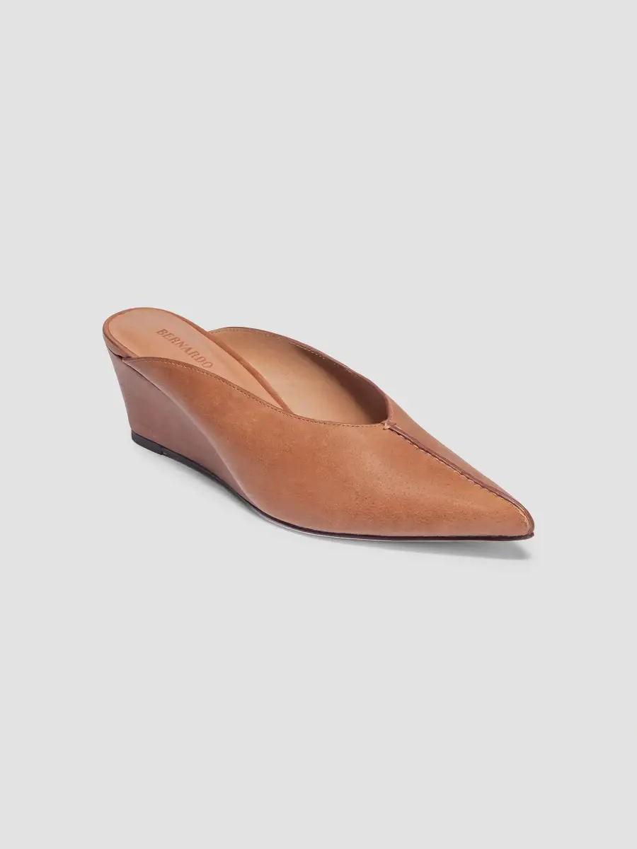 Bernardo Women's Maxeen Wedge Mule | Thumbnail 2 Bernardo Women's Maxeen Wedge Mule | Thumbnail 2