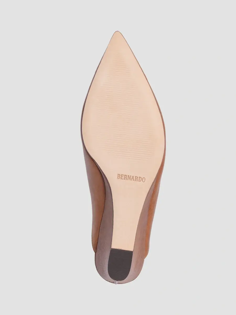 Bernardo Women's Maxeen Wedge Mule | Thumbnail 4 Bernardo Women's Maxeen Wedge Mule | Thumbnail 4