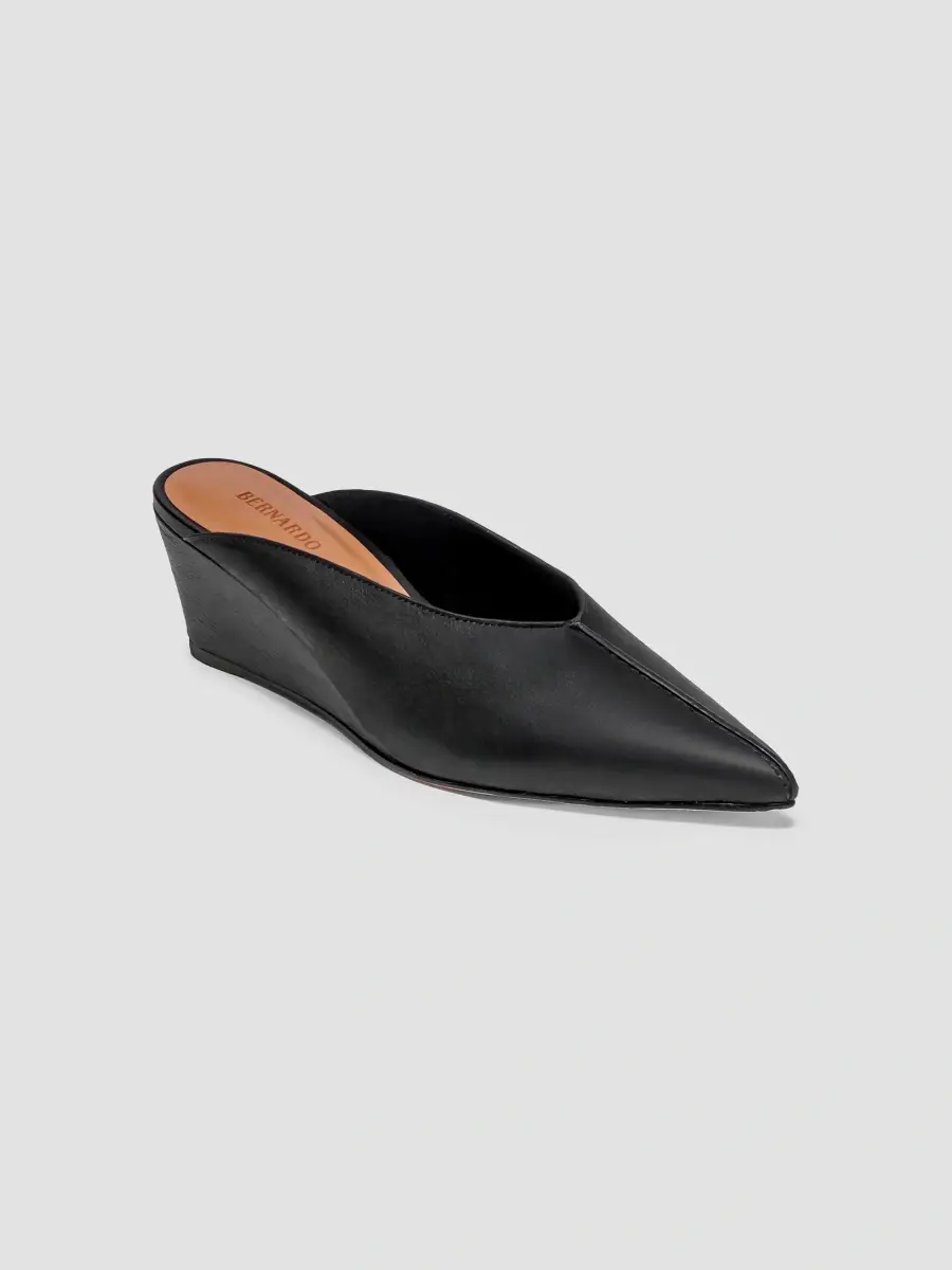 Bernardo Women's Maxeen Wedge Mule | Thumbnail 2