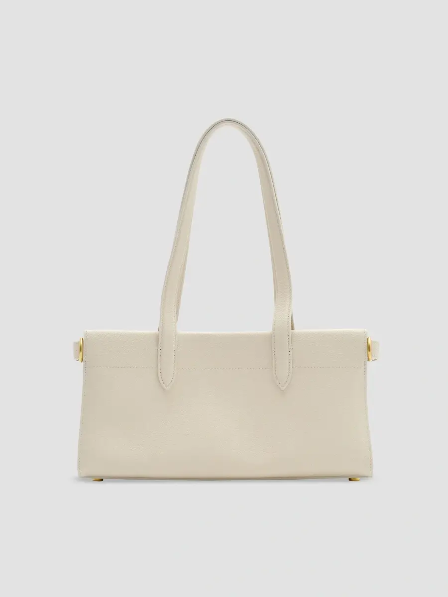 Burberry Women's Cotswolds Leather East-West Tote Bag | Thumbnail 2