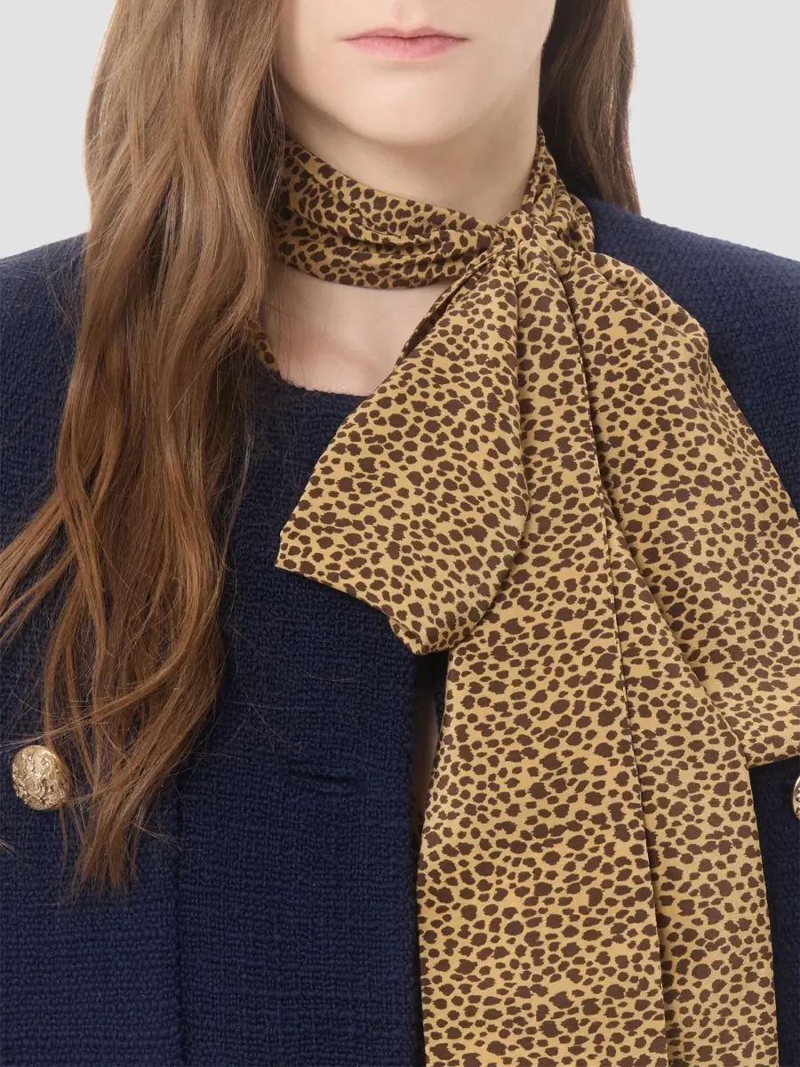 Valentino Women's Caban in Plain Wool Tweed | Thumbnail 6 Valentino Women's Caban in Plain Wool Tweed | Thumbnail 6