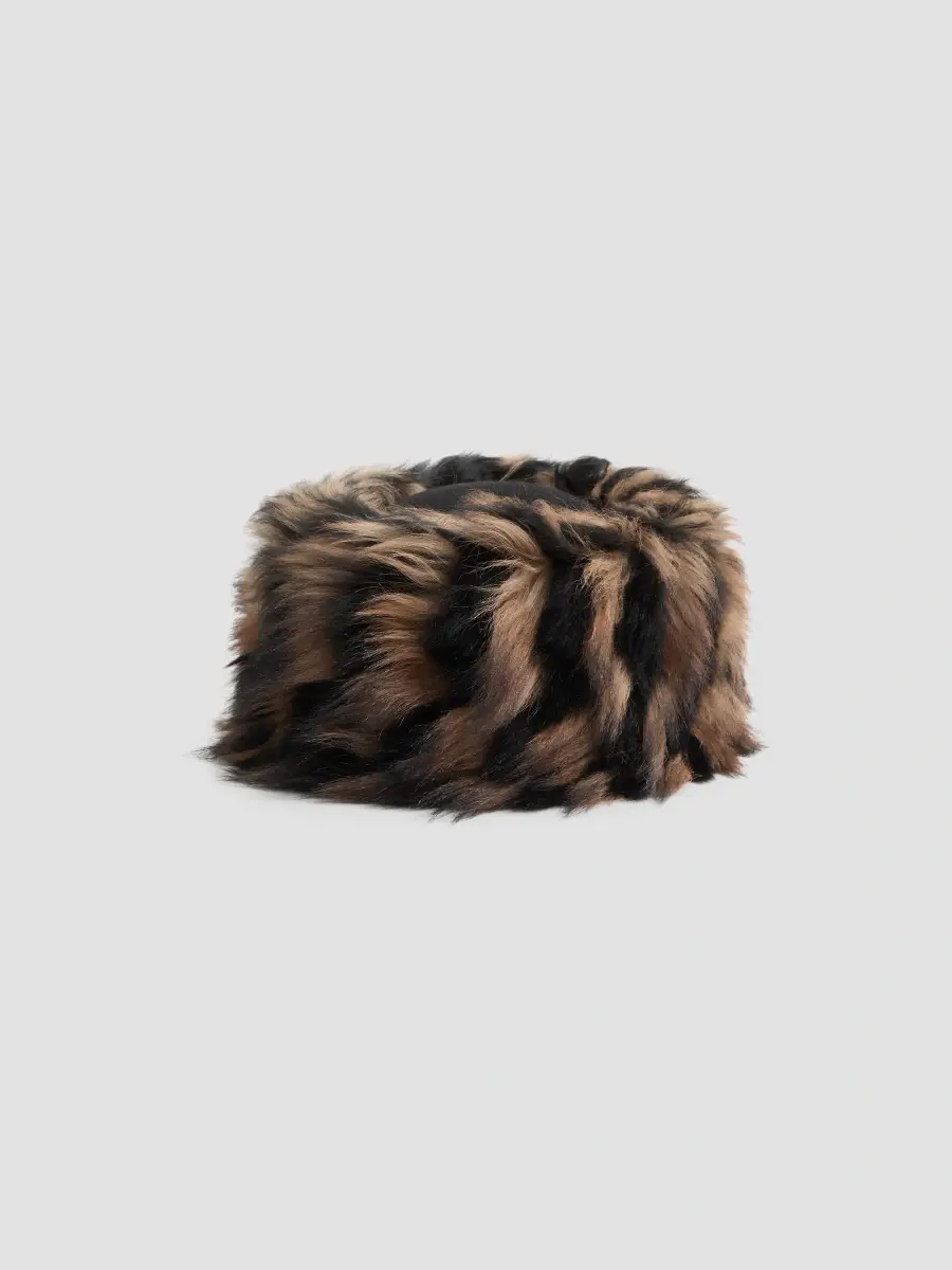 Valentino Women's Lamb Fur Hat | Thumbnail 3 Valentino Women's Lamb Fur Hat | Thumbnail 3