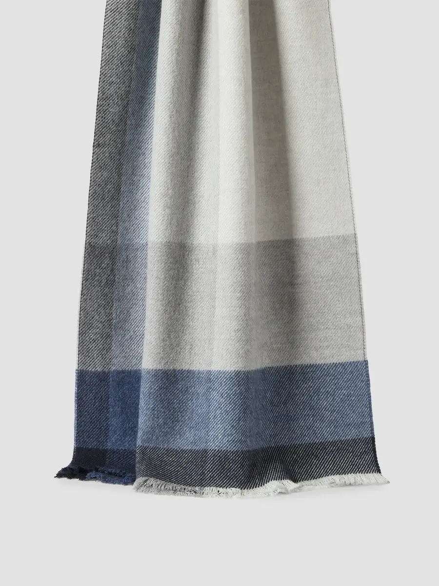 Brunello Cucinelli Men's Wool and Cashmere Checked Twill Scarf | Thumbnail 2 Brunello Cucinelli Men's Wool and Cashmere Checked Twill Scarf | Thumbnail 2