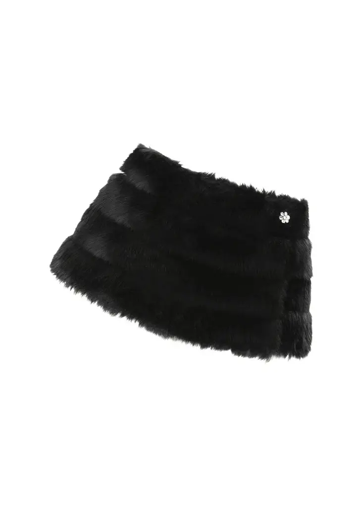 Reversible Merinillo Shearling Lamb Cape Reversible Merinillo Shearling Lamb Cape