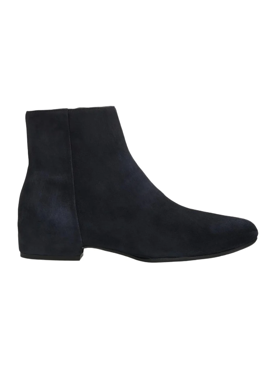 Aquatalia Ulyssa Suede Booties