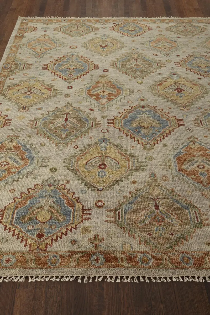 Safavieh Elswood Hand-Knotted Rug | Thumbnail 3 Safavieh Elswood Hand-Knotted Rug | Thumbnail 3