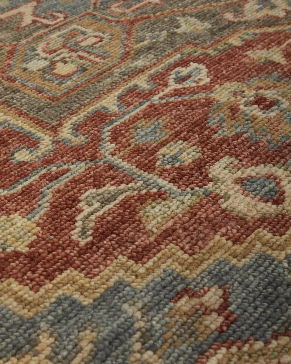 Safavieh Highgate Hand-Knotted Rug | Thumbnail 3 Safavieh Highgate Hand-Knotted Rug | Thumbnail 3