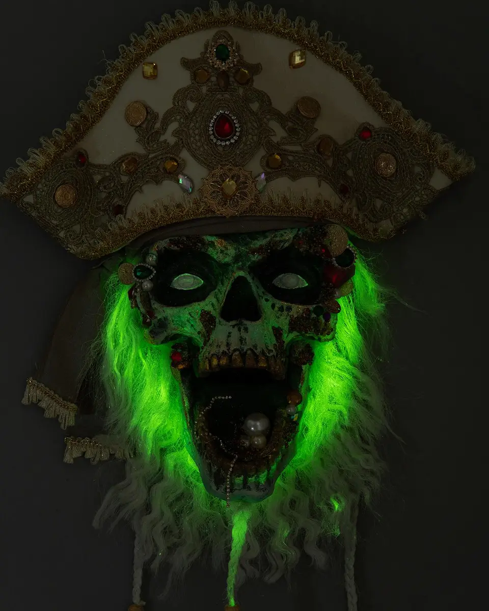 Katherine 's Collection Treacherous Treasure Halloween Door Knocker | Thumbnail 2