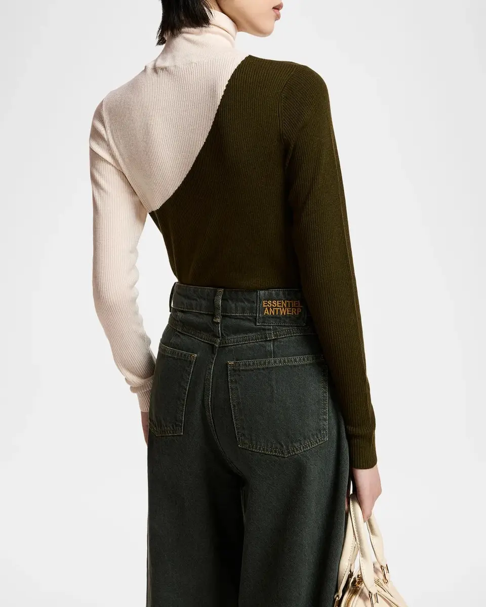 Essentiel Antwerp Koncert Two-Tone Turtleneck Top | Thumbnail 3 Essentiel Antwerp Koncert Two-Tone Turtleneck Top | Thumbnail 3