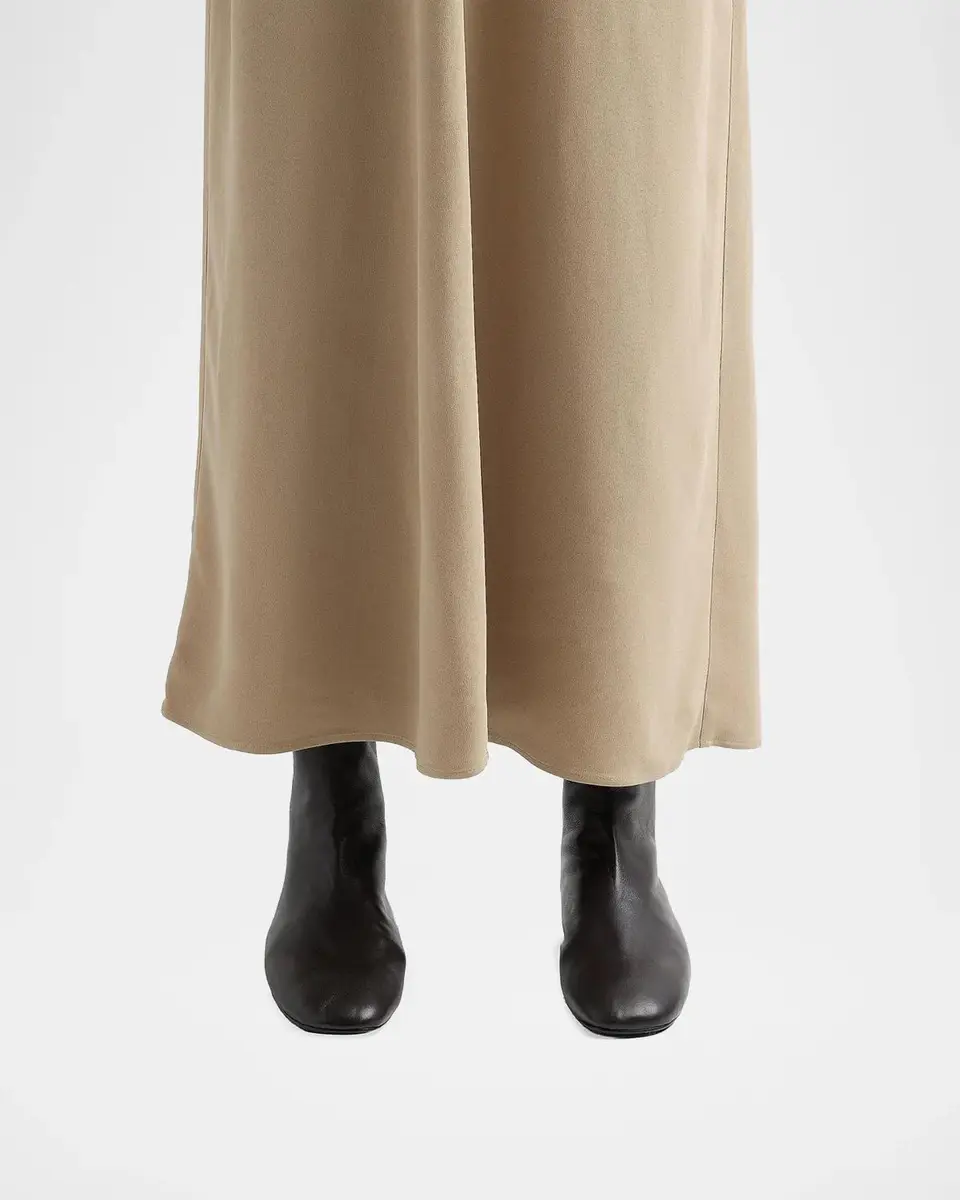 TOTEME Contour Leather Ankle Boots | Thumbnail 2 TOTEME Contour Leather Ankle Boots | Thumbnail 2