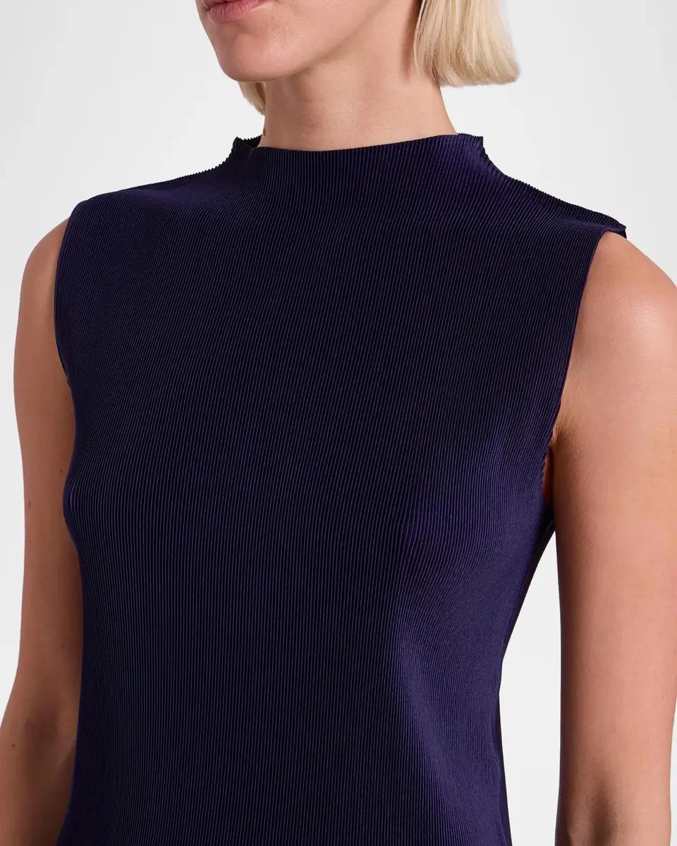 Issey Miyake Mist September Sleeveless Top | Thumbnail 5