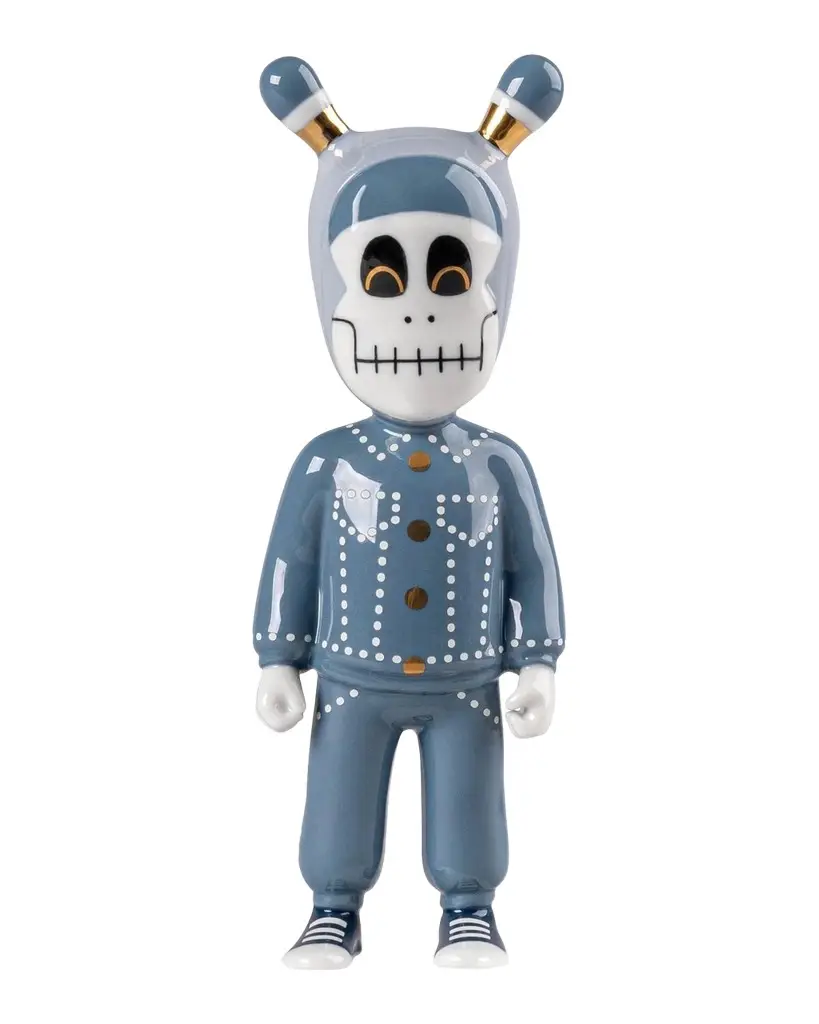 The Guest By Jun Oson Little Porcelain Figurine The Guest By Jun Oson Little Porcelain Figurine