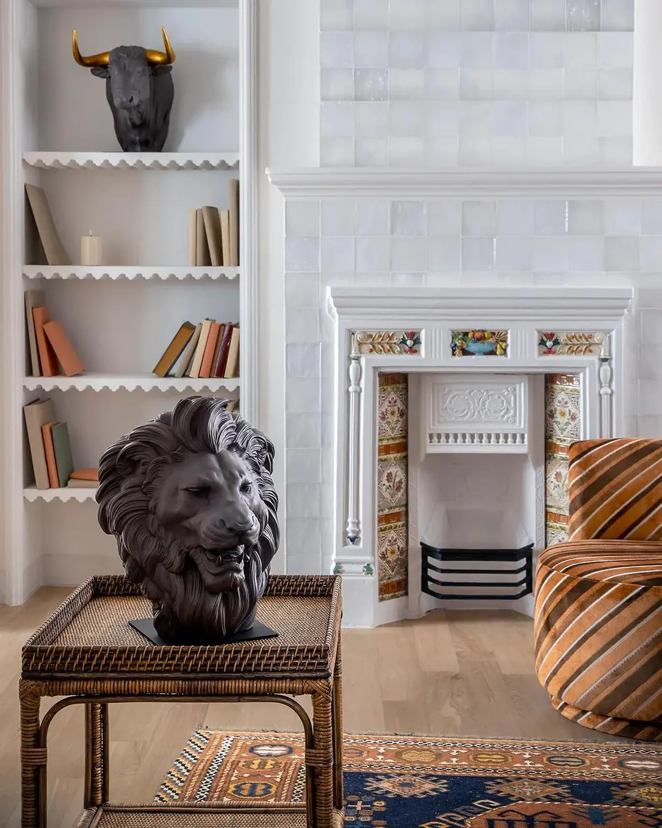 Lladro Leo Porcelain Bust | Thumbnail 9