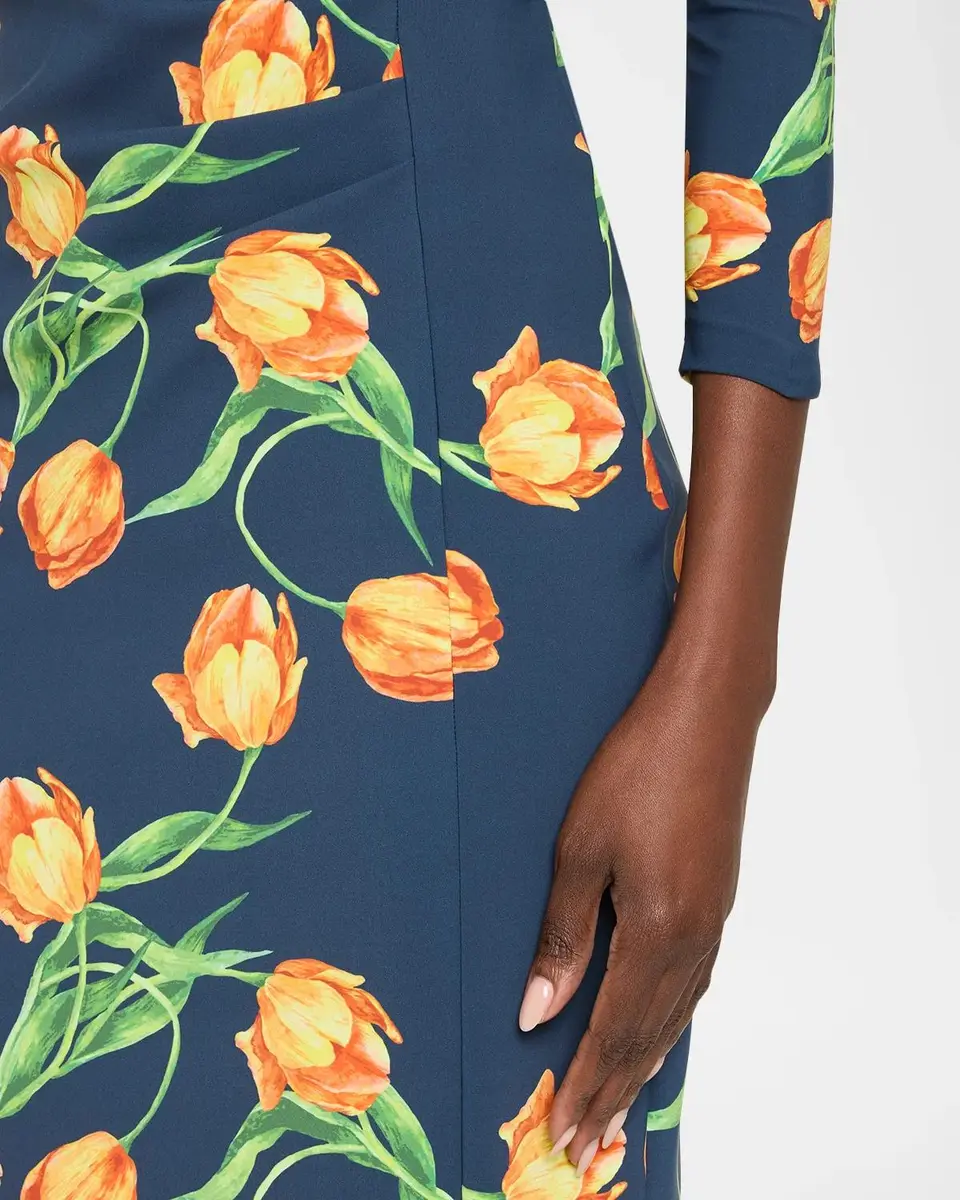 Chiara Boni La Petite Robe Zaima Floral-Print Bodycon Midi Dress | Thumbnail 5 Chiara Boni La Petite Robe Zaima Floral-Print Bodycon Midi Dress | Thumbnail 5
