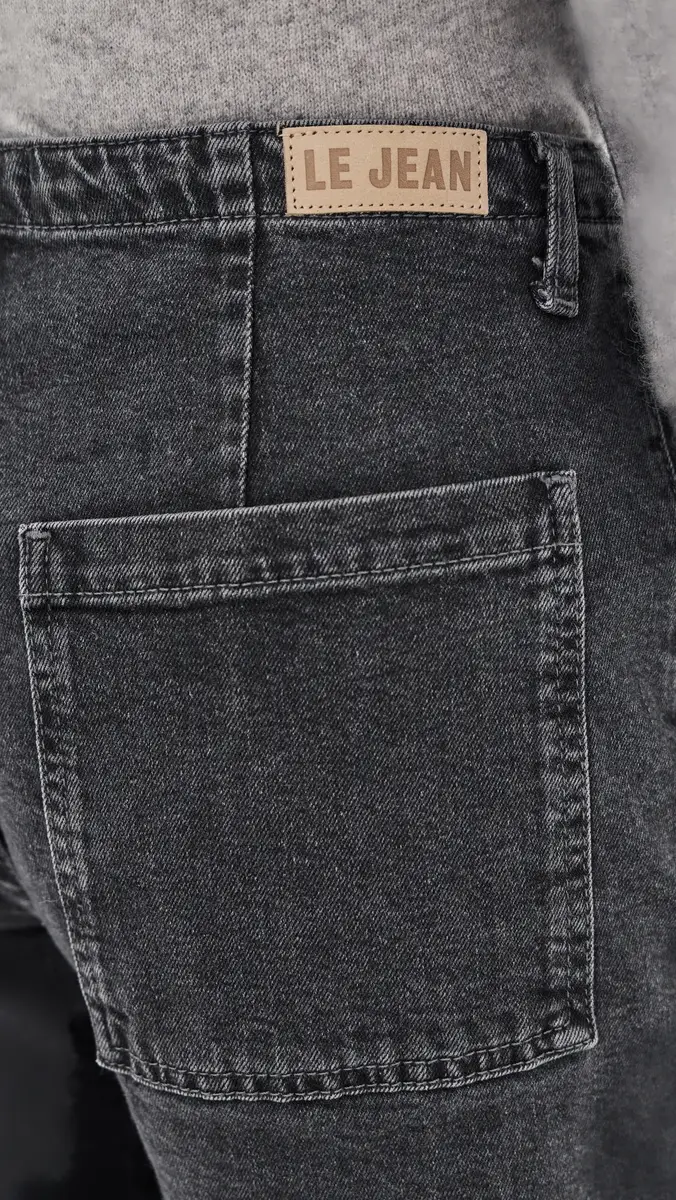 Le Jean Petite Utility Soft Barrel Raw Jeans | Thumbnail 6 Le Jean Petite Utility Soft Barrel Raw Jeans | Thumbnail 6