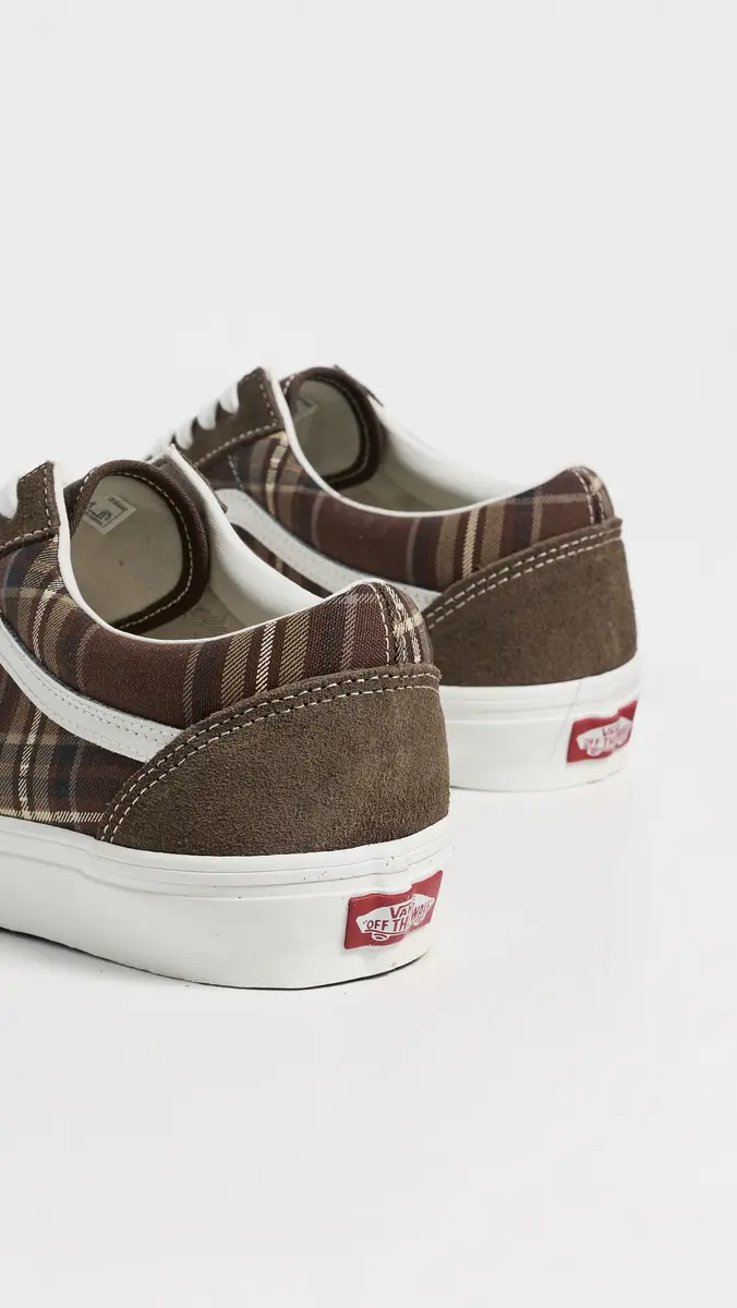 Vans Old Skool Sneakers | Thumbnail 3 Vans Old Skool Sneakers | Thumbnail 3
