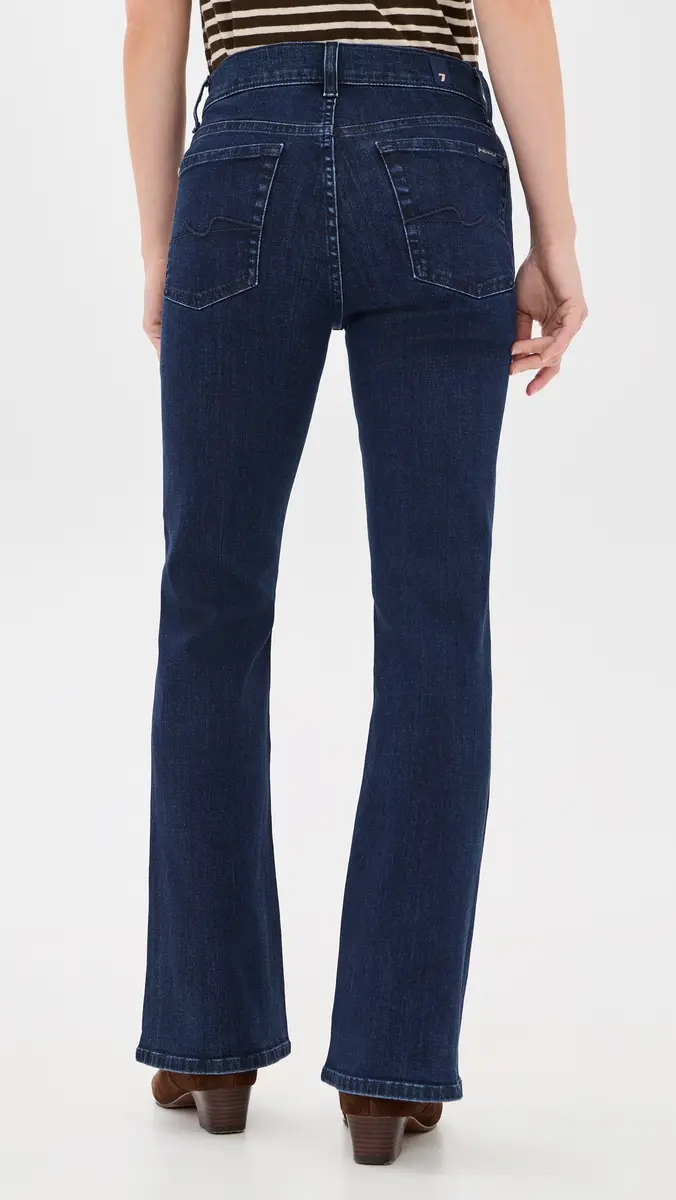 7 For All Mankind The Petite Leggy Bootcut Jeans | Thumbnail 3 7 For All Mankind The Petite Leggy Bootcut Jeans | Thumbnail 3