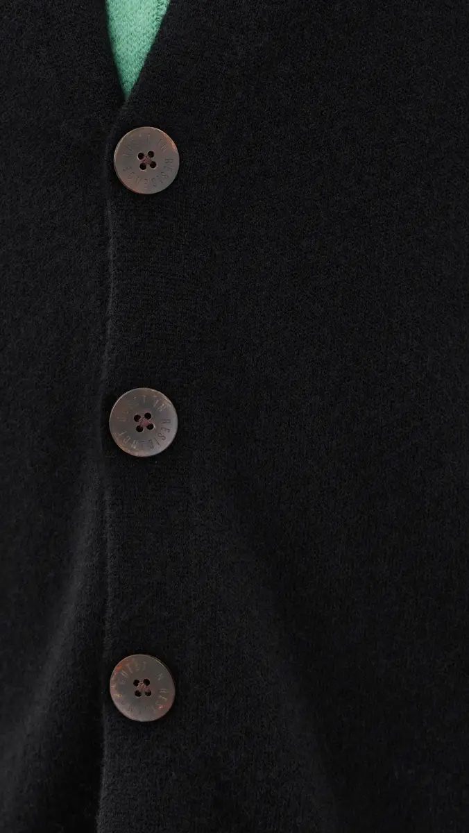 Guest In Residence Everywear Cashmere Cardigan | Thumbnail 6 Guest In Residence Everywear Cashmere Cardigan | Thumbnail 6