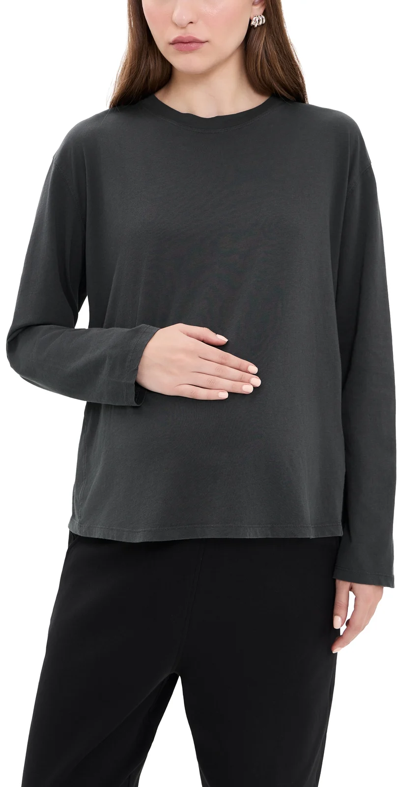 The Washed Cotton Long Sleeve Maternity T-Shirt The Washed Cotton Long Sleeve Maternity T-Shirt
