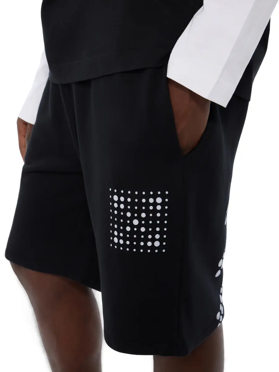 Off-White Dotted Arrow Skate Sweatshorts | Thumbnail 5 Off-White Dotted Arrow Skate Sweatshorts | Thumbnail 5