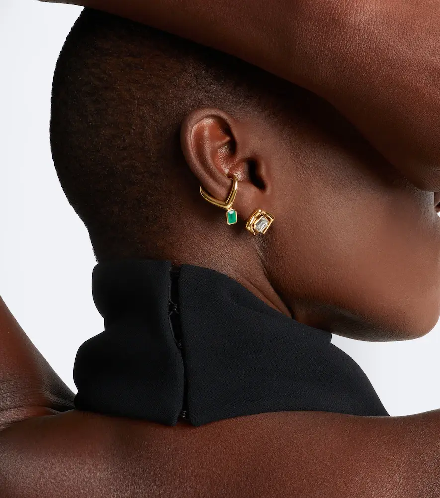 SHAY JEWELRY Zar 18kt gold single ear cuff with emerald | Thumbnail 4 SHAY JEWELRY Zar 18kt gold single ear cuff with emerald | Thumbnail 4