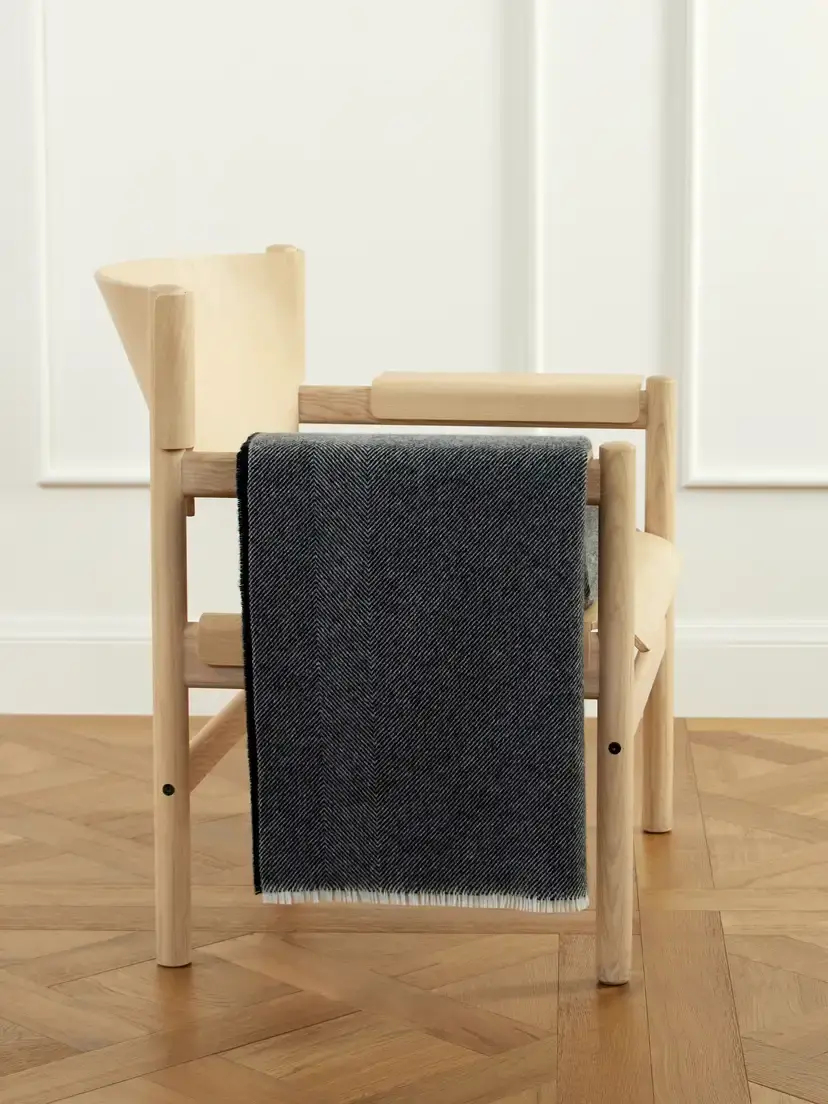 Johnstons of Elgin Mountain Cashmere-twill Throw