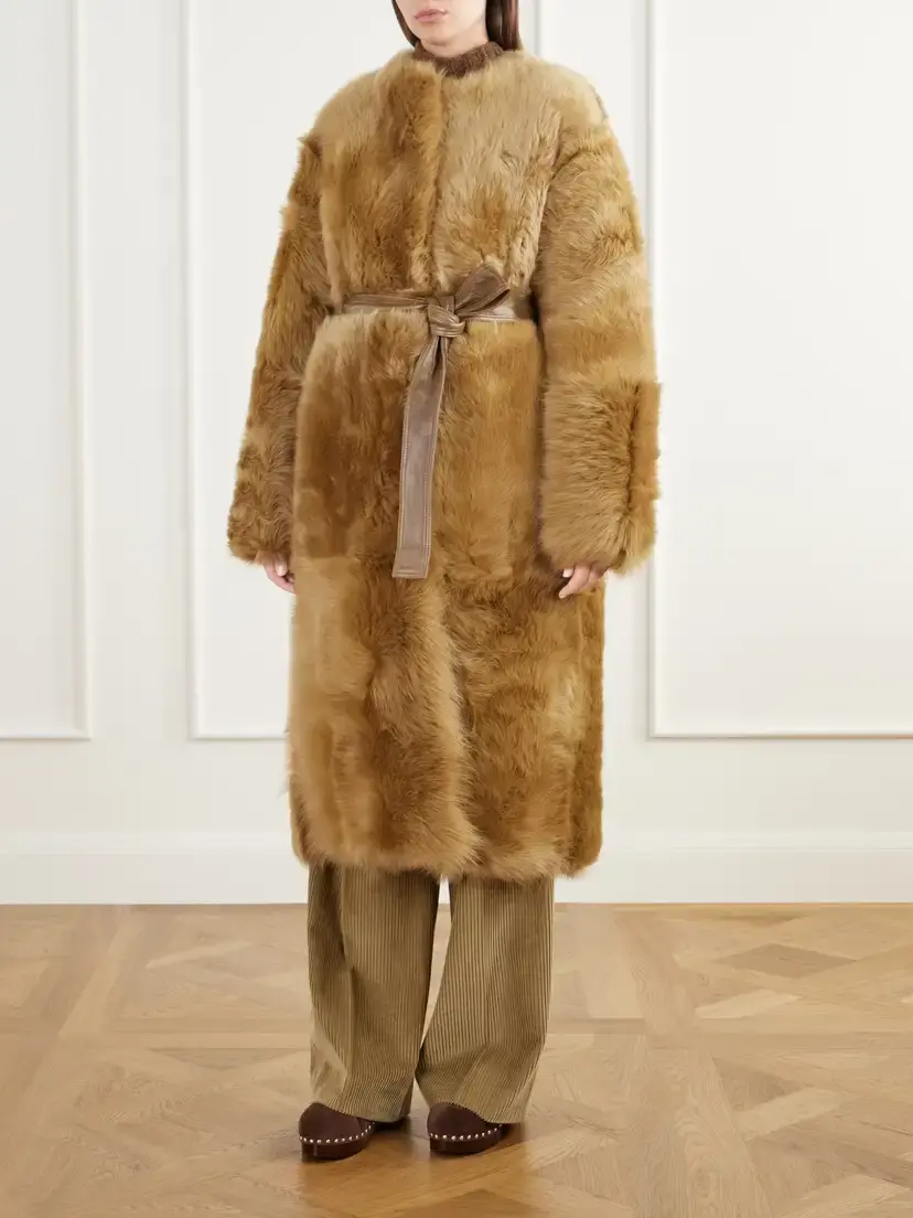 FFORME Demi Reversible Belted Collarless Shearling Coat | Thumbnail 3