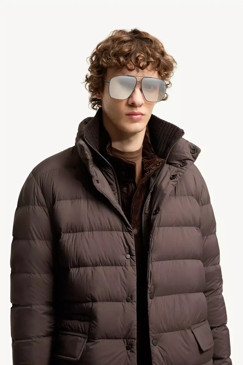 Moncler Lunettes Arium Squared Sunglasses | Thumbnail 3 Moncler Lunettes Arium Squared Sunglasses | Thumbnail 3