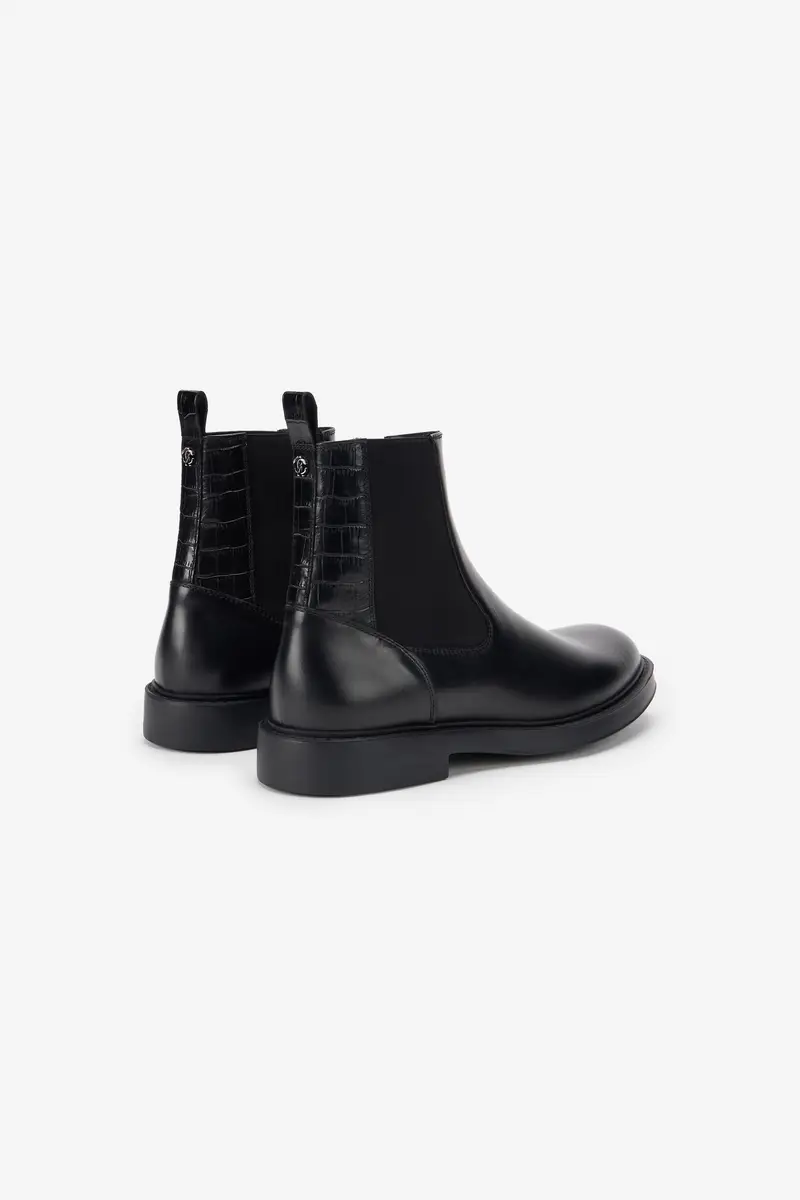 Roberto Cavalli Black Chelsea Boots With Pull Tabs | Thumbnail 3 Roberto Cavalli Black Chelsea Boots With Pull Tabs | Thumbnail 3