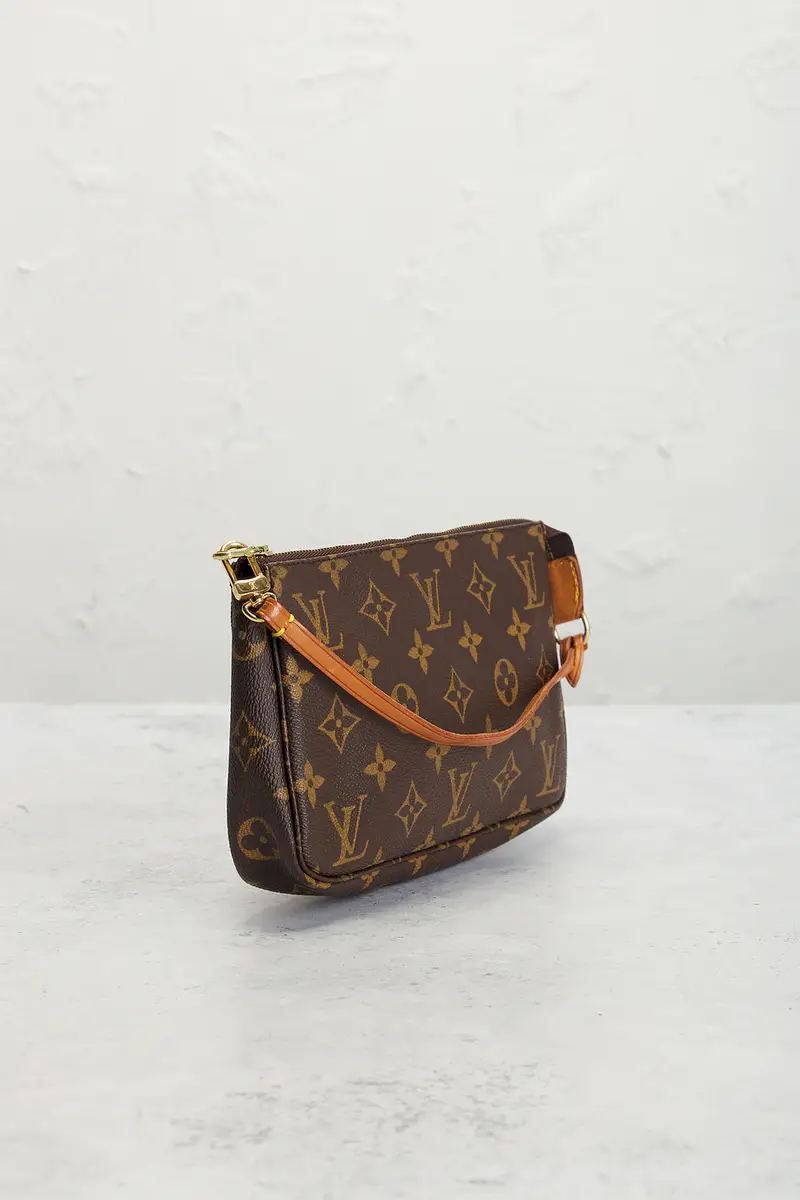 Louis Vuitton Louis Vuitton Monogram Pochette Accessoires Shoulder Bag | Thumbnail 4 Louis Vuitton Louis Vuitton Monogram Pochette Accessoires Shoulder Bag | Thumbnail 4