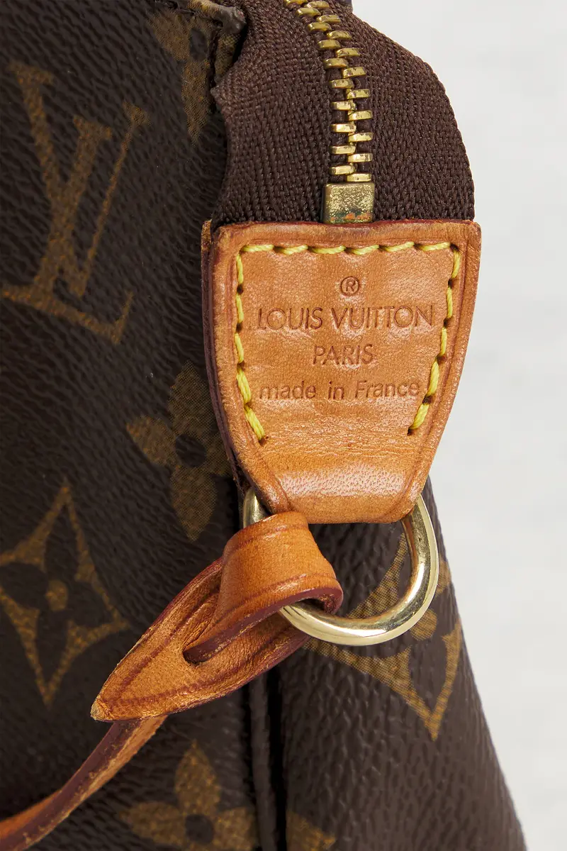 Louis Vuitton Louis Vuitton Monogram Pochette Accessoires Shoulder Bag | Thumbnail 5 Louis Vuitton Louis Vuitton Monogram Pochette Accessoires Shoulder Bag | Thumbnail 5
