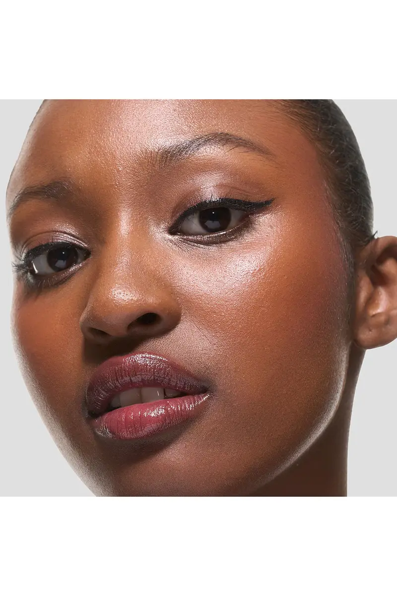 19/99 Beauty High Shine Gloss | Thumbnail 3 19/99 Beauty High Shine Gloss | Thumbnail 3