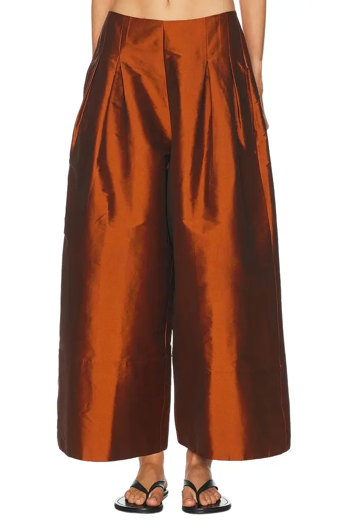 Techno Taffeta Ultra Wide Leg Pant