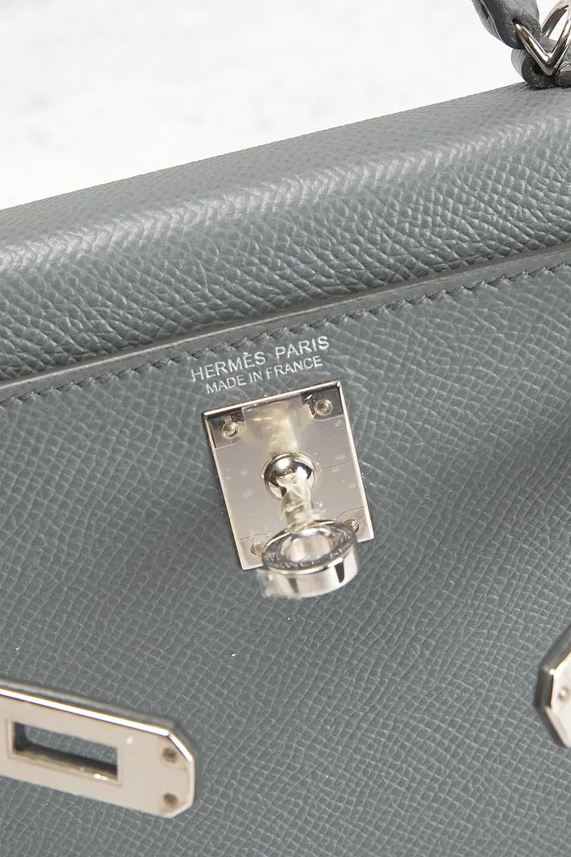 HERMÈS Hermes Epsom Kelly 20 Handbag | Thumbnail 6 HERMÈS Hermes Epsom Kelly 20 Handbag | Thumbnail 6