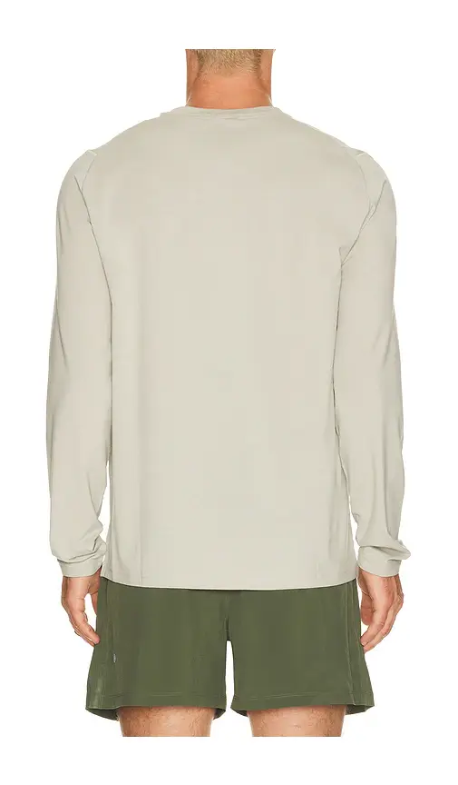 lululemon Everyday Long Sleeve Shirt | Thumbnail 2
