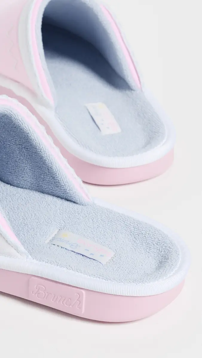 Brunch Cozyland & Essential Slippers | Thumbnail 4