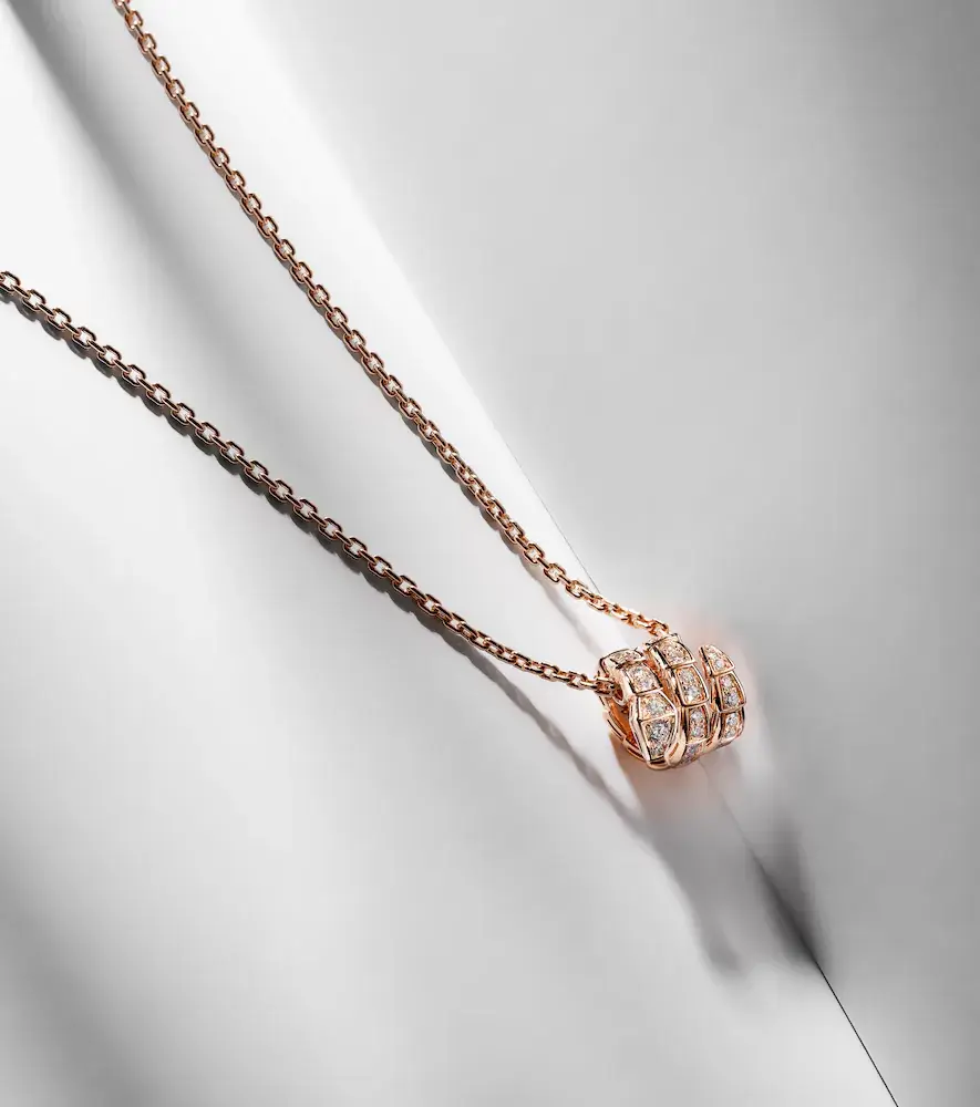 BVLGARI Serpenti Viper 18kt rose gold pendant necklace with diamonds | Thumbnail 7 BVLGARI Serpenti Viper 18kt rose gold pendant necklace with diamonds | Thumbnail 7
