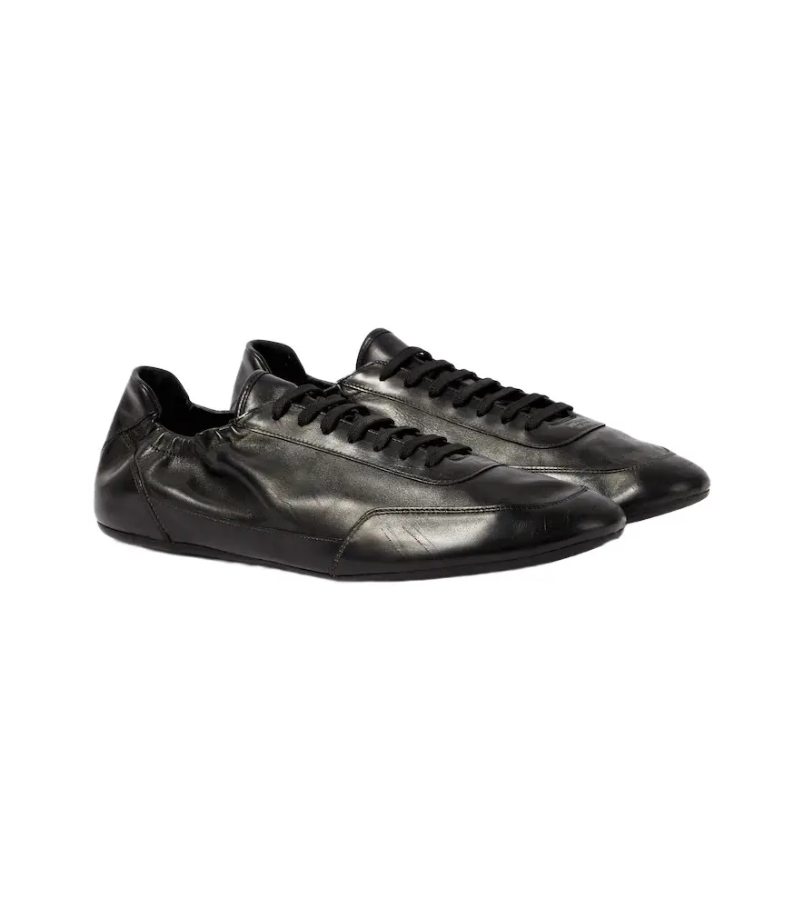 Collapse leather sneakers