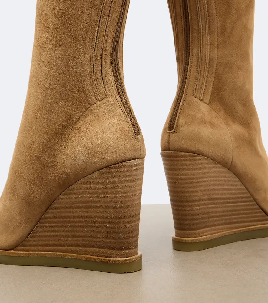 Aquazzura Saint Honoré suede knee-high boots | Thumbnail 3 Aquazzura Saint Honoré suede knee-high boots | Thumbnail 3