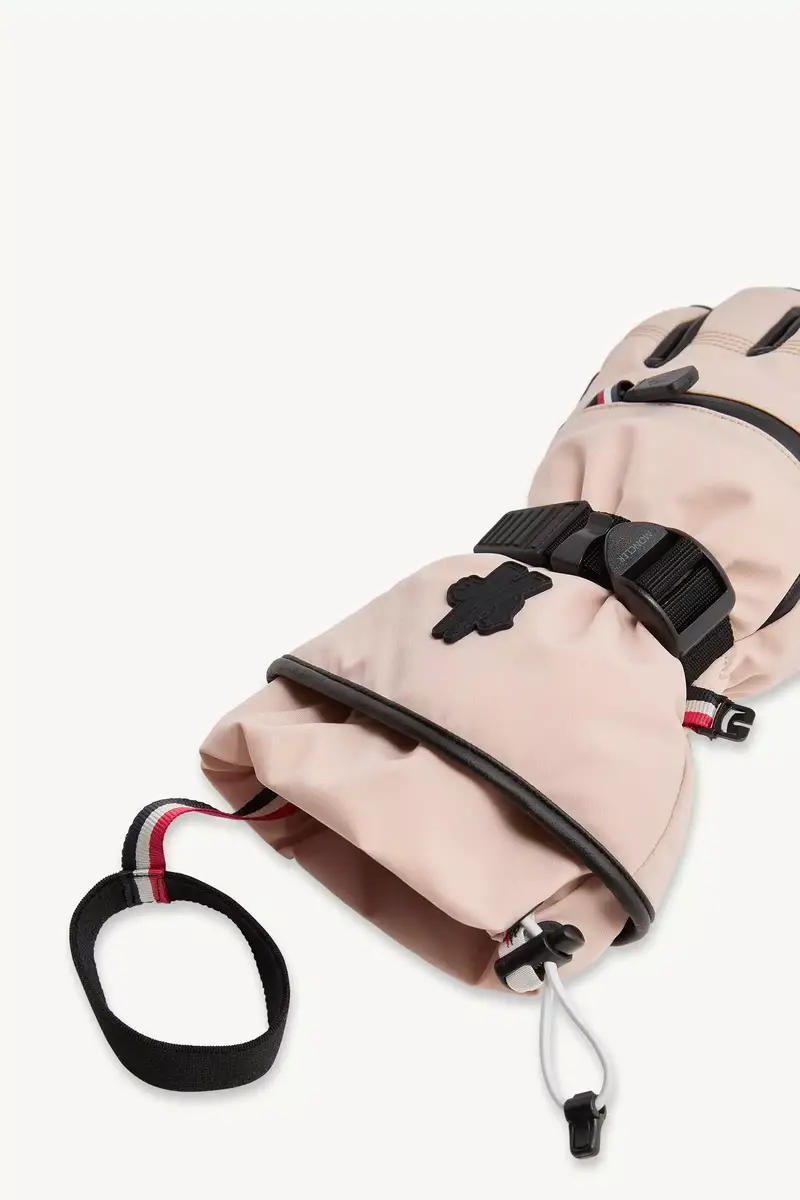 Moncler Grenoble Padded Gloves | Thumbnail 5 Moncler Grenoble Padded Gloves | Thumbnail 5