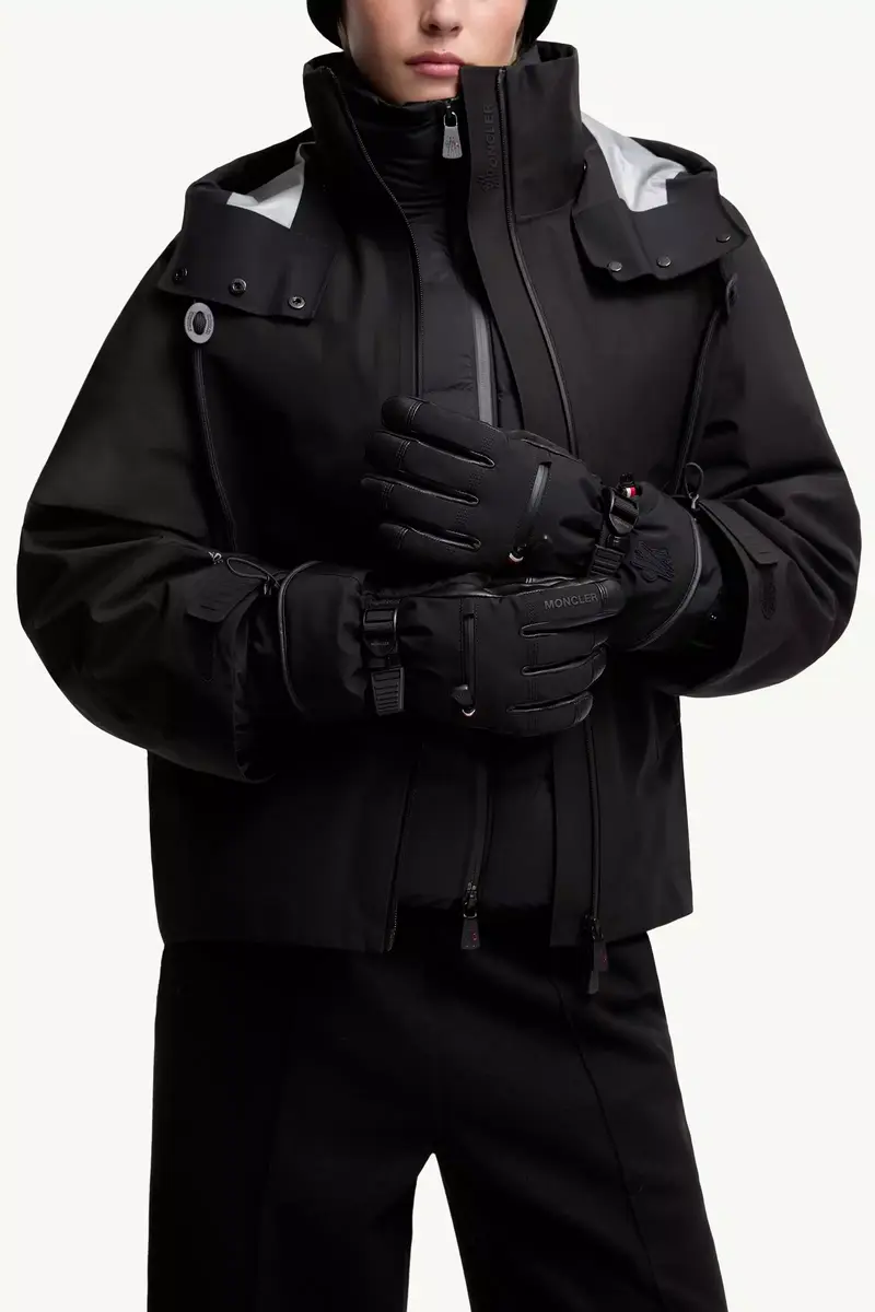 Moncler Grenoble Padded Gloves | Thumbnail 3 Moncler Grenoble Padded Gloves | Thumbnail 3