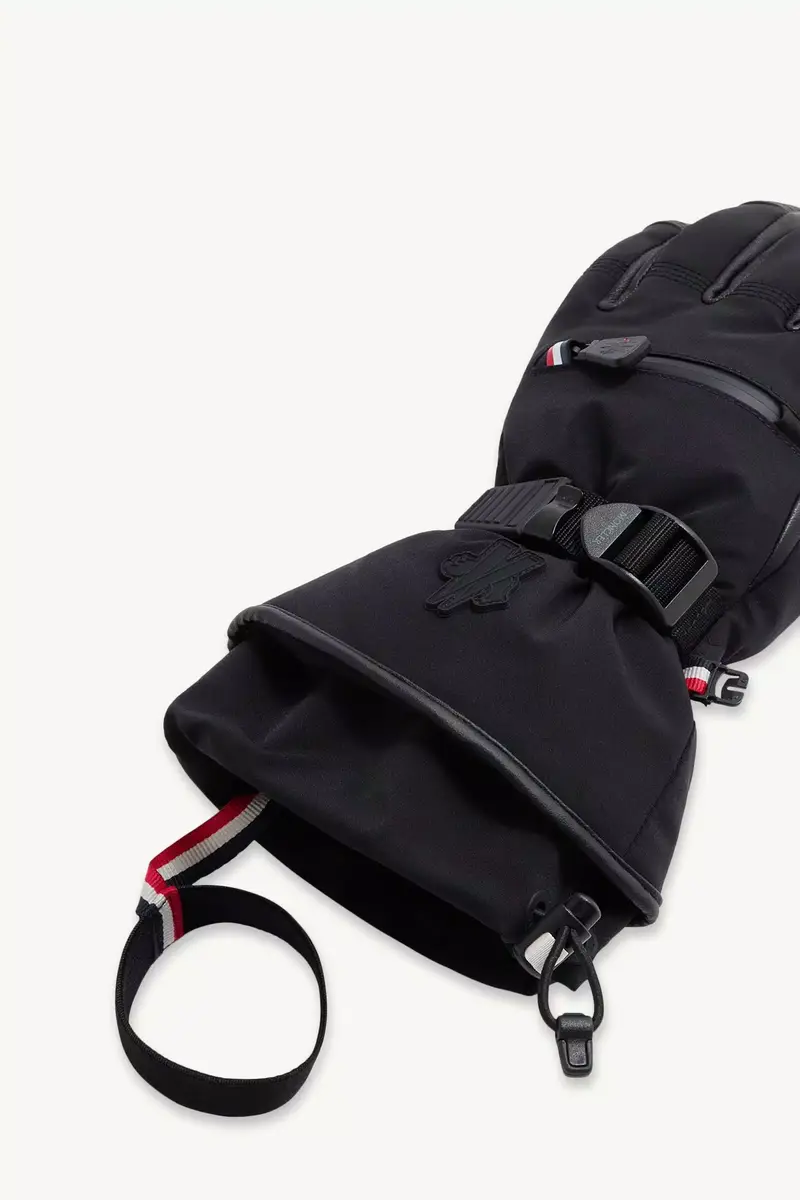 Moncler Grenoble Padded Gloves | Thumbnail 5 Moncler Grenoble Padded Gloves | Thumbnail 5