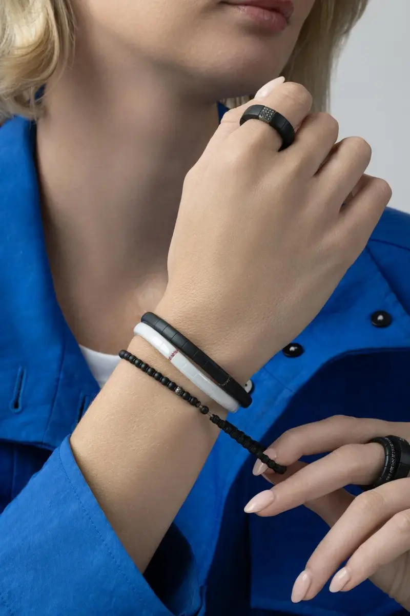 ROBERTO DEMEGLIO One Diamond Beaded Black Sfera Stretch Bracelet | Thumbnail 3