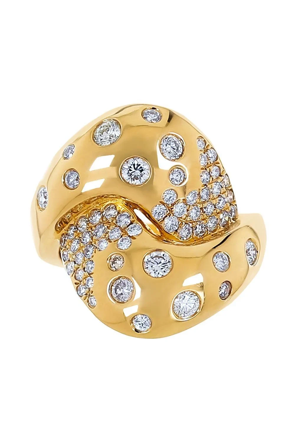 Diamond Scattered Interlock Ring Diamond Scattered Interlock Ring