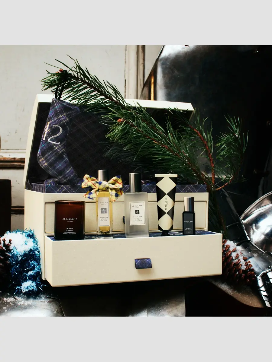 Jo Malone London 25-Day Luxury Advent Calendar | Thumbnail 3 Jo Malone London 25-Day Luxury Advent Calendar | Thumbnail 3