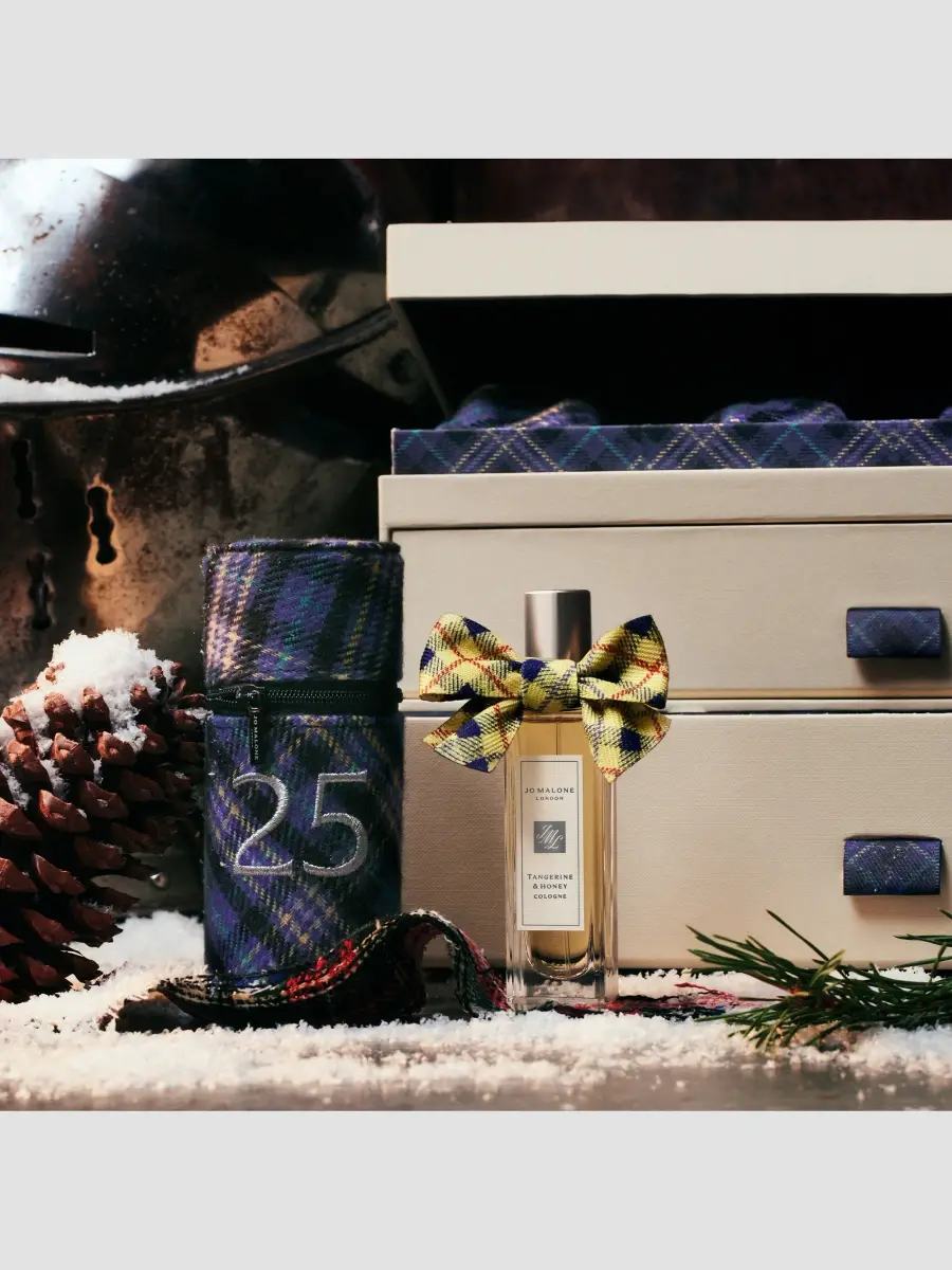 Jo Malone London 25-Day Luxury Advent Calendar | Thumbnail 4 Jo Malone London 25-Day Luxury Advent Calendar | Thumbnail 4
